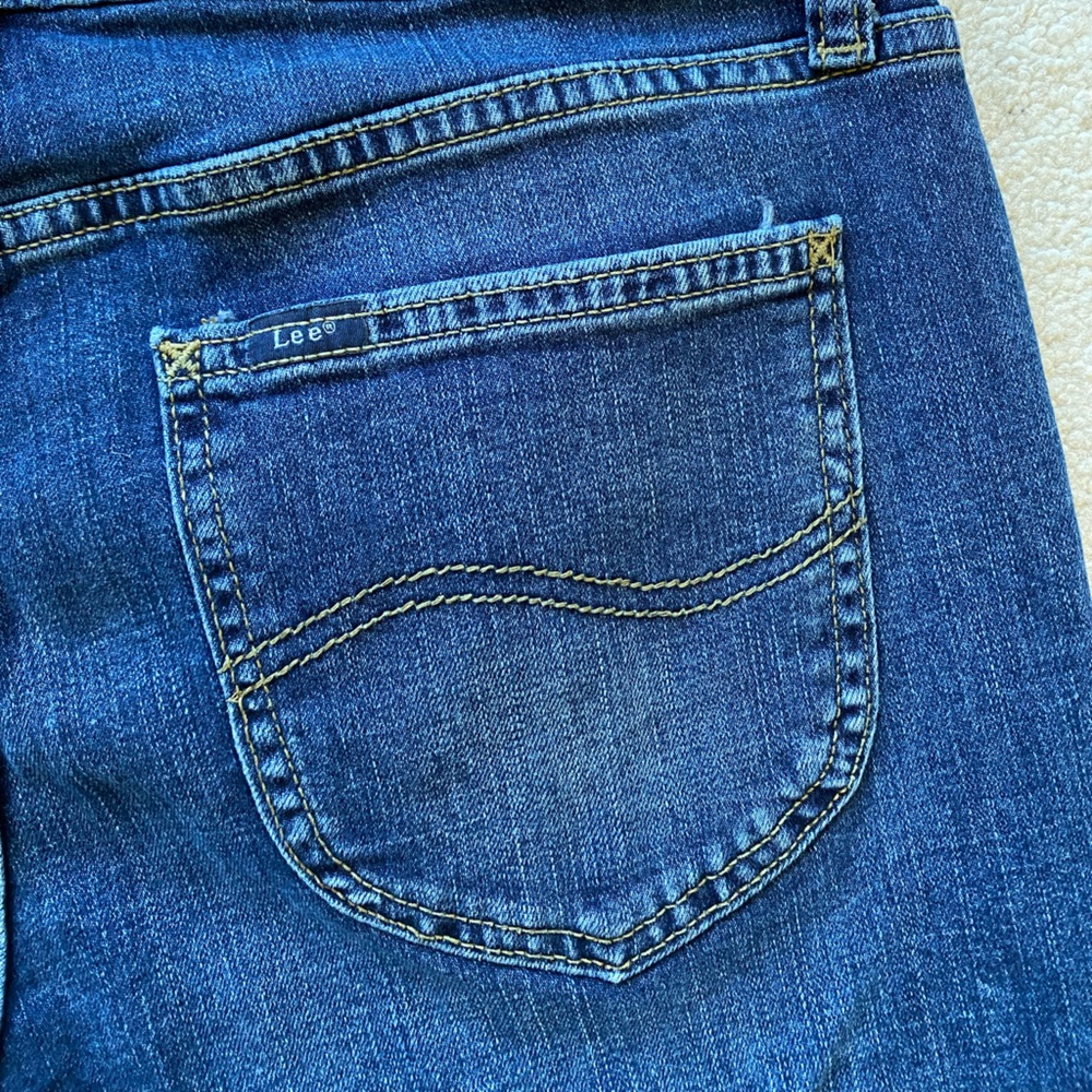 LEE Legendary Regular Fit Mid Rise Five-Pocket Stretch Denim Capri Jeans Size 12 - Picture 5 of 12